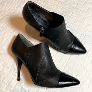 Tory Burch Lorelei Pointed Toe Ankle Booties, Black Leather, Inside Zip, Sz 9.5M